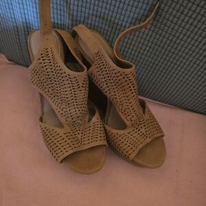 Gianni Bini Tan Cutout Sandals